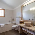 Villa Blue Ivy With Heated Pool Kaštela