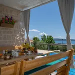 Blue Ivy With Heated Pool Villa Kaštela