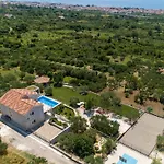 Villa Blue Ivy With Heated Pool Kaštela