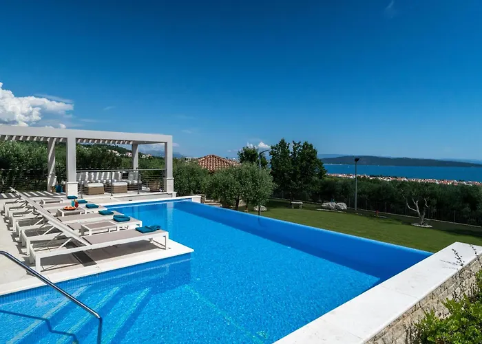 Blue Ivy With Heated Pool
