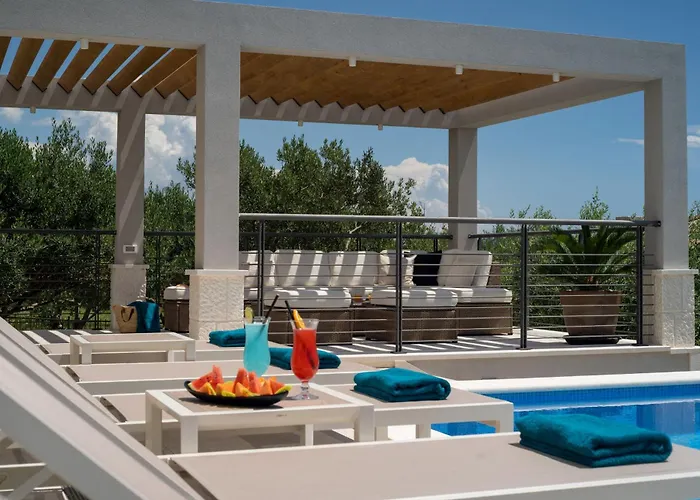 Blue Ivy With Heated Pool וילה *