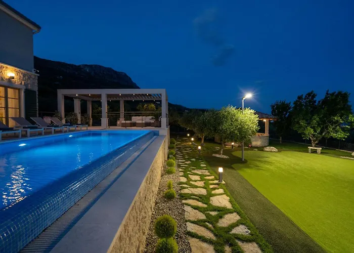Blue Ivy With Heated Pool *
