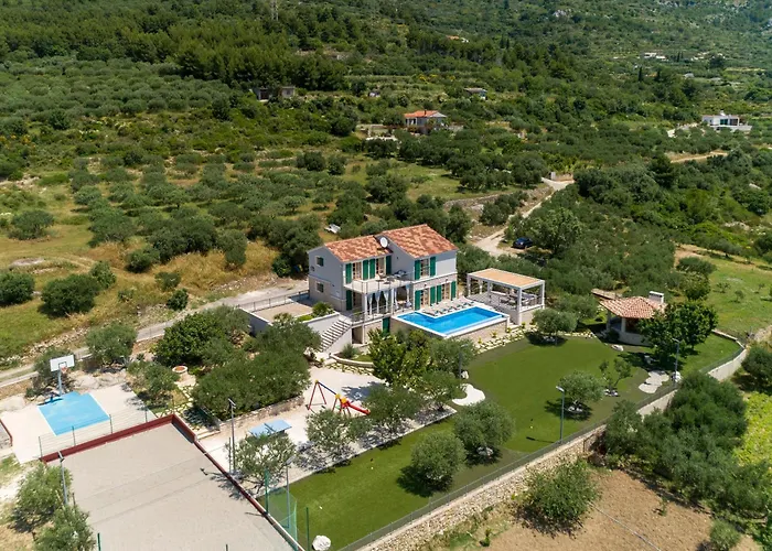 Blue Ivy With Heated Pool