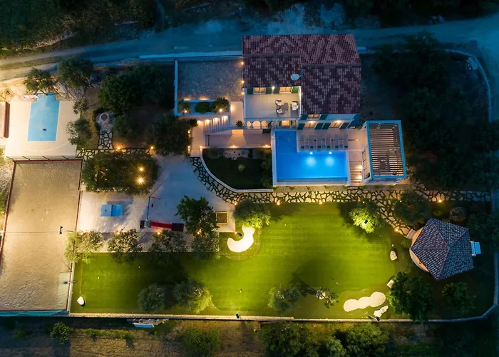 Blue Ivy With Heated Pool *